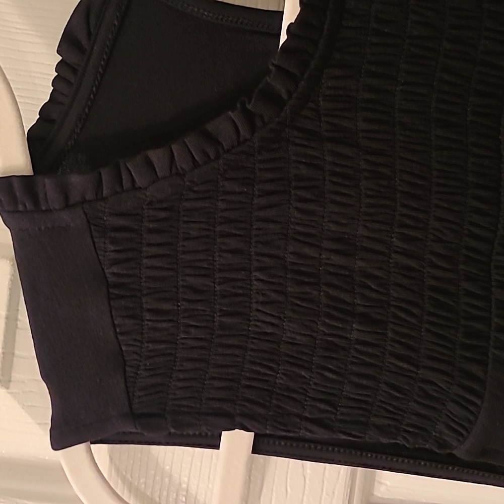 CROFT AND BARROW WOMENS BLACK SLEEVELESS TOP SIZE LARGE - Picture 3 of 15